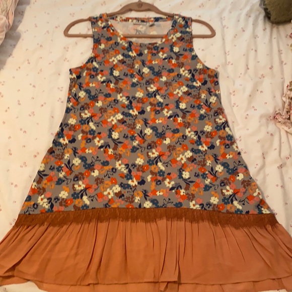EUC LOGO BY LORI GOLDSTEIN SILK LACE HEM TANK XS